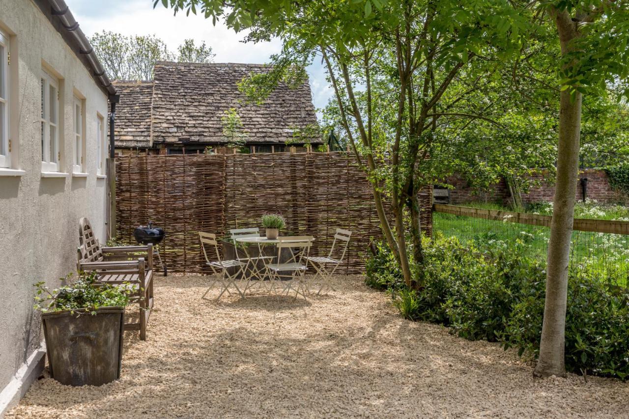 Villa The Cowsheds Brinkworth Zimmer foto
